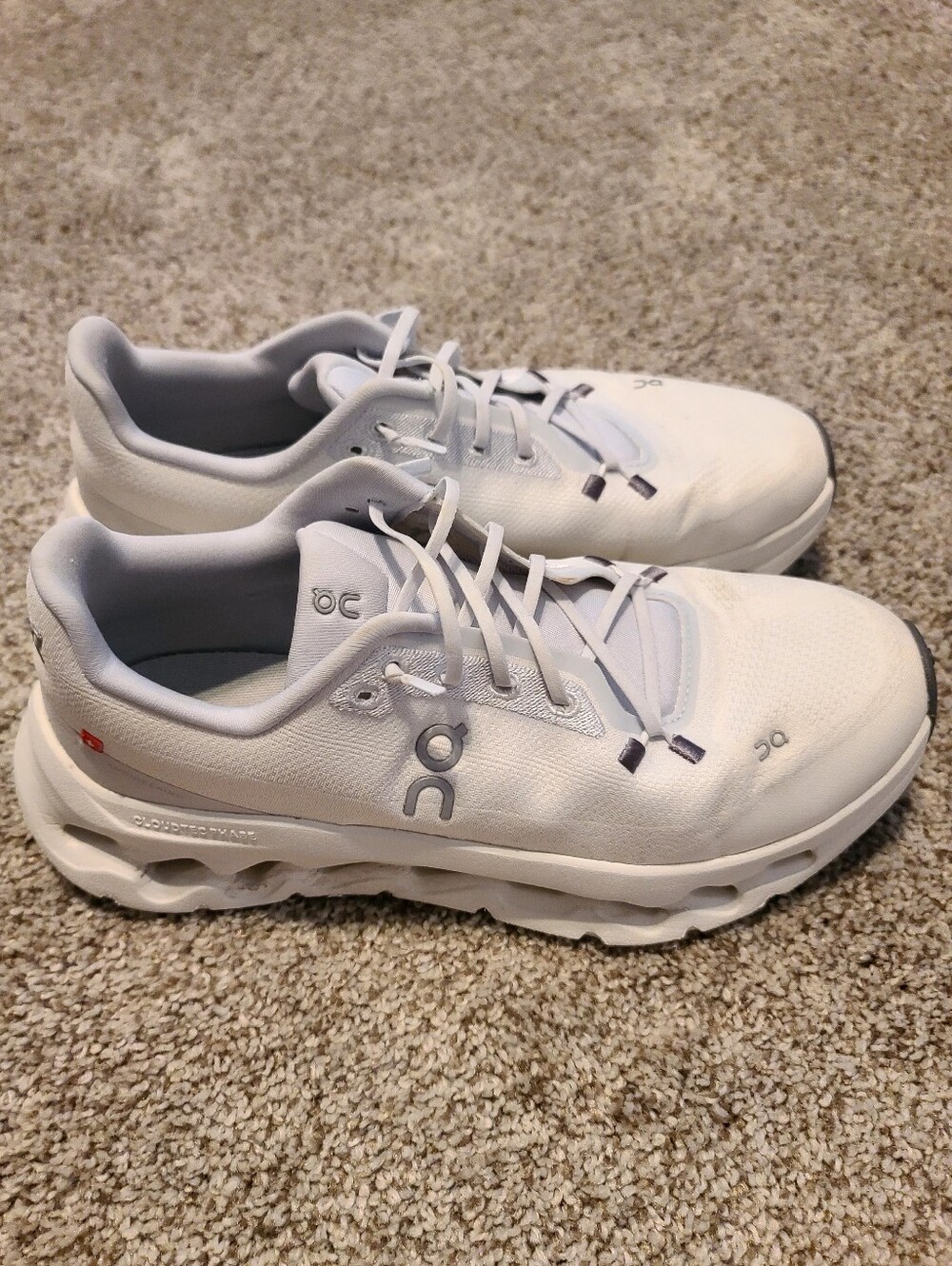 Women's 9, On Running Cloudtilt White/very Light Gray Athletic Running Shoes